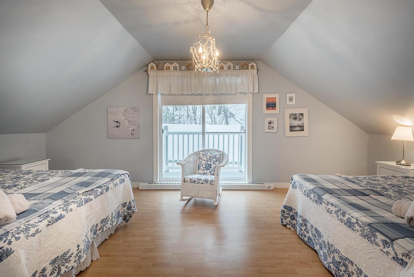 Breathtaking View With 360 Chertsey